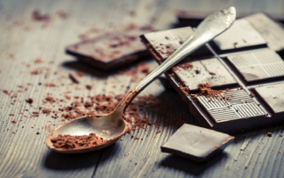 الصورة: متى تصبح الشوكولاتة الداكنة بلا فائدة صحية ؟