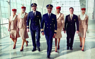 الصورة: «طيران الإمارات» تكشف عن حملات توظيف عالمية للطيارين