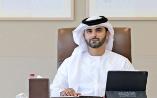 منصور بن محمد يطلع على الاستعدادات للحالة الجوية المقبلة