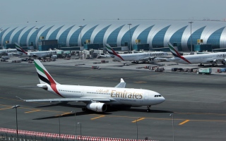 الصورة: "مطارات دبي": جدول الرحلات يسير بصورة طبيعية