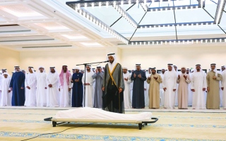 الصورة: رئيس الدولة: طحنون بن محمد ترك سجلاً ثرياً في خدمة الإمارات