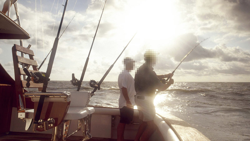 أسلوب الحياة الفارهة أصبح هو المسيطر على وسائل التواصل الاجتماعي. أرشيفية