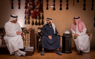 الصورة: نهيان وعبدالله بن زايد والوزراء وكبار المسؤولين يعزّون بوفاة الأمير بدر بن عبدالمحسن