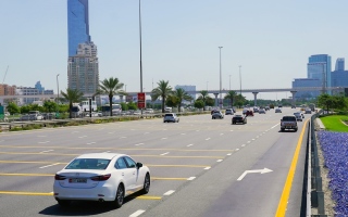 الصورة: طرق دبي تنجز أعمال توسعة بموقعين في الجداف والخليج التجاري بطول كيلو متر واحد