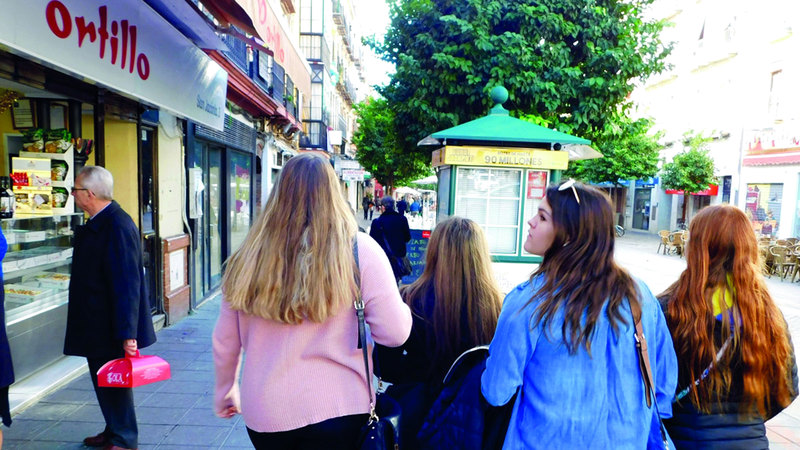 «التأشيرة الذهبية» اكتسبت شعبية في أوروبا في أوائل عام 2010. أرشيفية