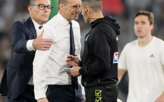 الصورة: إيقاف أليغري بعد طرده في نهائي كأس إيطاليا