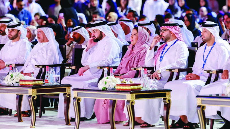 أحمد بن محمد خلال افتتاح &laquo;قمة الإعلام العربي 2024&raquo; في دبي. من المصدر