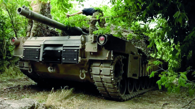 ثمن دبابة أبرامز 10 ملايين دولار. من المصدر