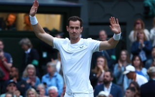 الصورة: موراي يودع نهائياً ملاعب ويمبلدون بعد انسحاب رادوكانو