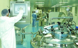 الصورة: 883 مليون درهم مبيعات &laquo;جلفار&raquo; في 6 أشهر