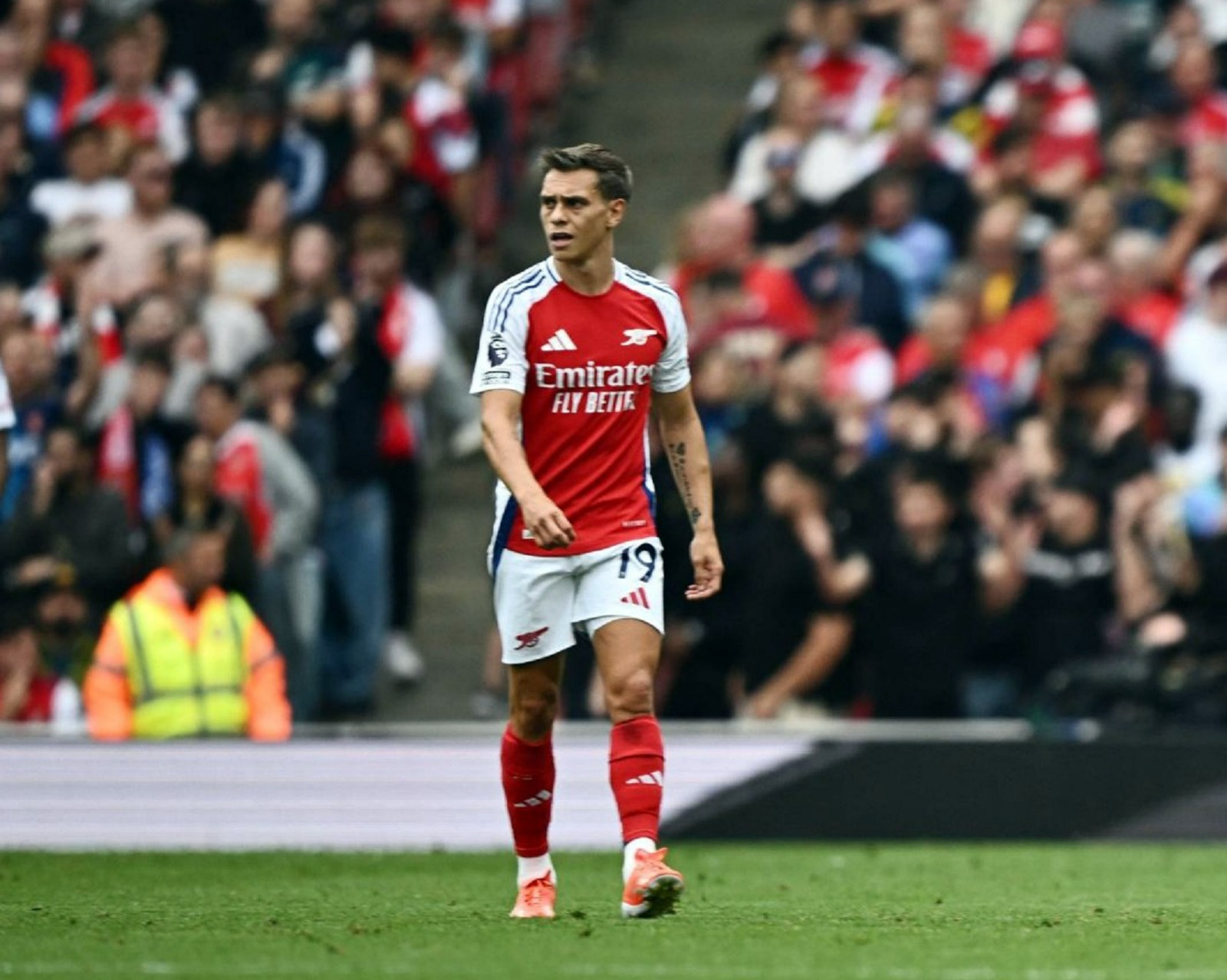 الأرسنال يصدُم اتحاد جدة السعودي