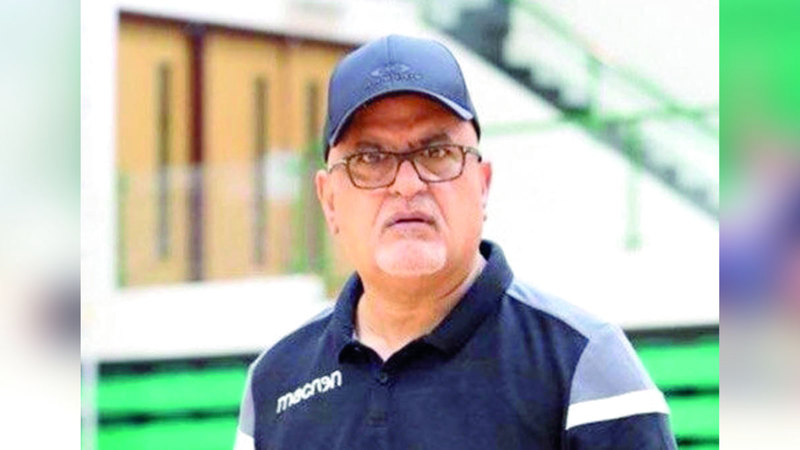 الاستقرار يهيمن على «القيادة الفنية» في فرق السلة