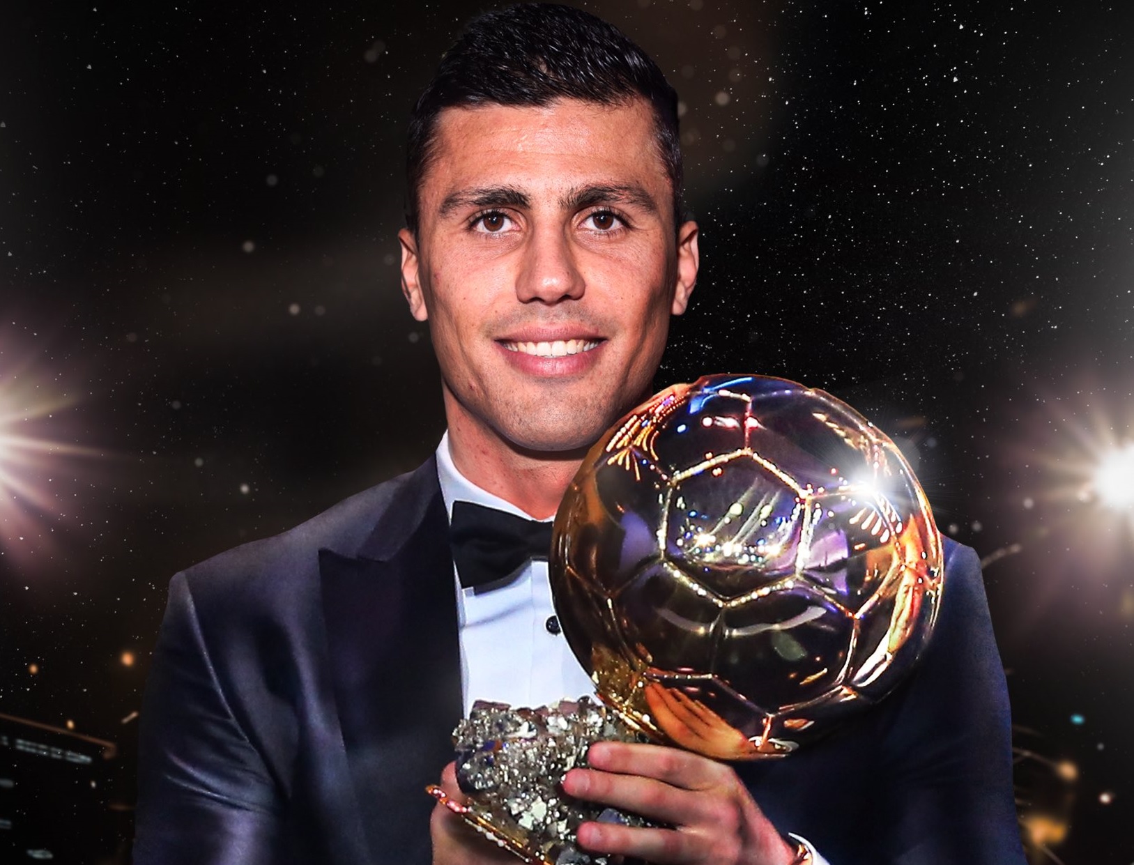 صعد بالعكازين إلى منصة التتويج.. الكرة الذهبية من نصيب رودري