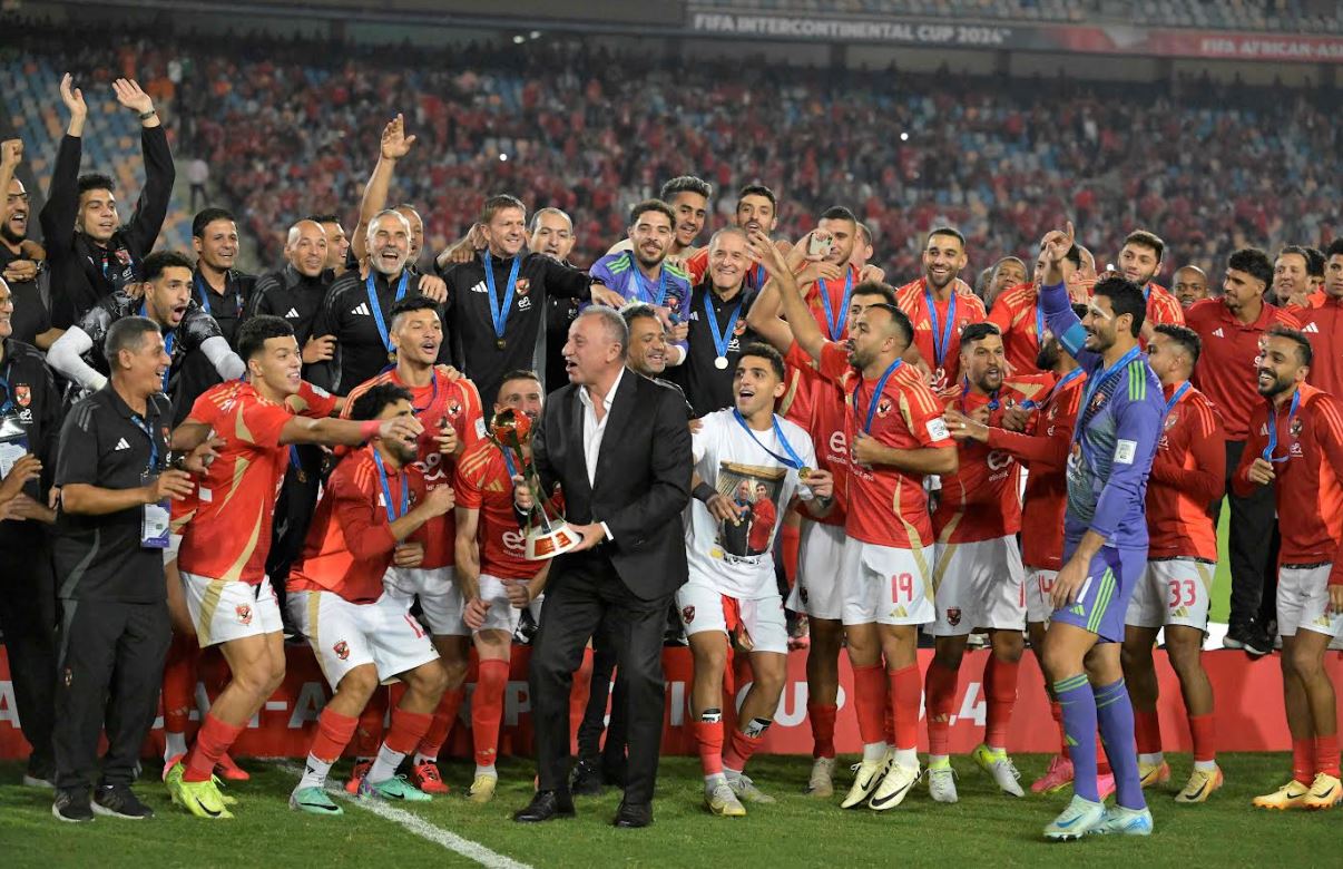 تصريحات مثيرة.. مدرب العين يتحدث عن جمهور الأهلي المصري وسبب الخسارة