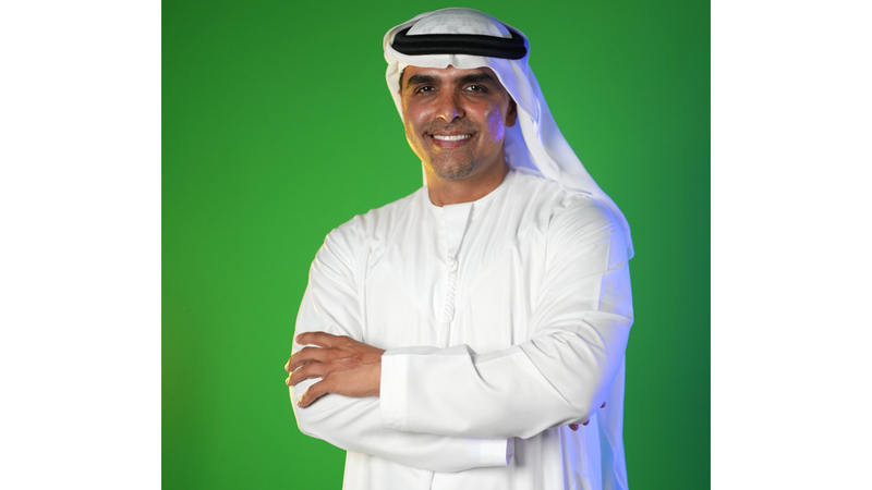 عبدالسلام البلوشي أول طبيب إماراتي حاصل على &laquo;البورد&raquo; الأميركي في تخصص جراحة الأعصاب والعمود الفقري. تصوير: علي ملحم