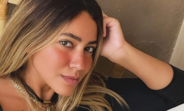 بسبب حقن التخسيس.. فنانة مصرية شهيرة تتعرض لشلل مؤقت