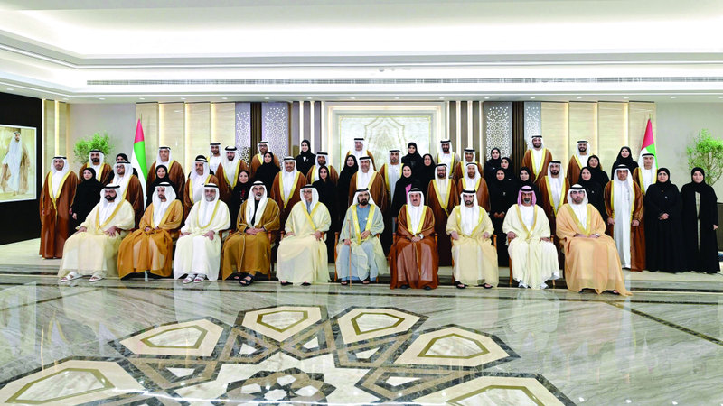 محمد بن راشد خلال افتتاحه جلسة &laquo;الوطني&raquo; بحضور منصور بن زايد وأولياء العهود وعدد من المسؤولين وأعضاء السلك الدبلوماسي في الدولة. وام