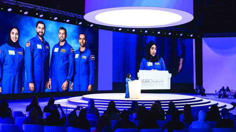 نورة المطروشي خلال جلسة «صانعات التأثير.. المرأة والفضاء». من المصدر