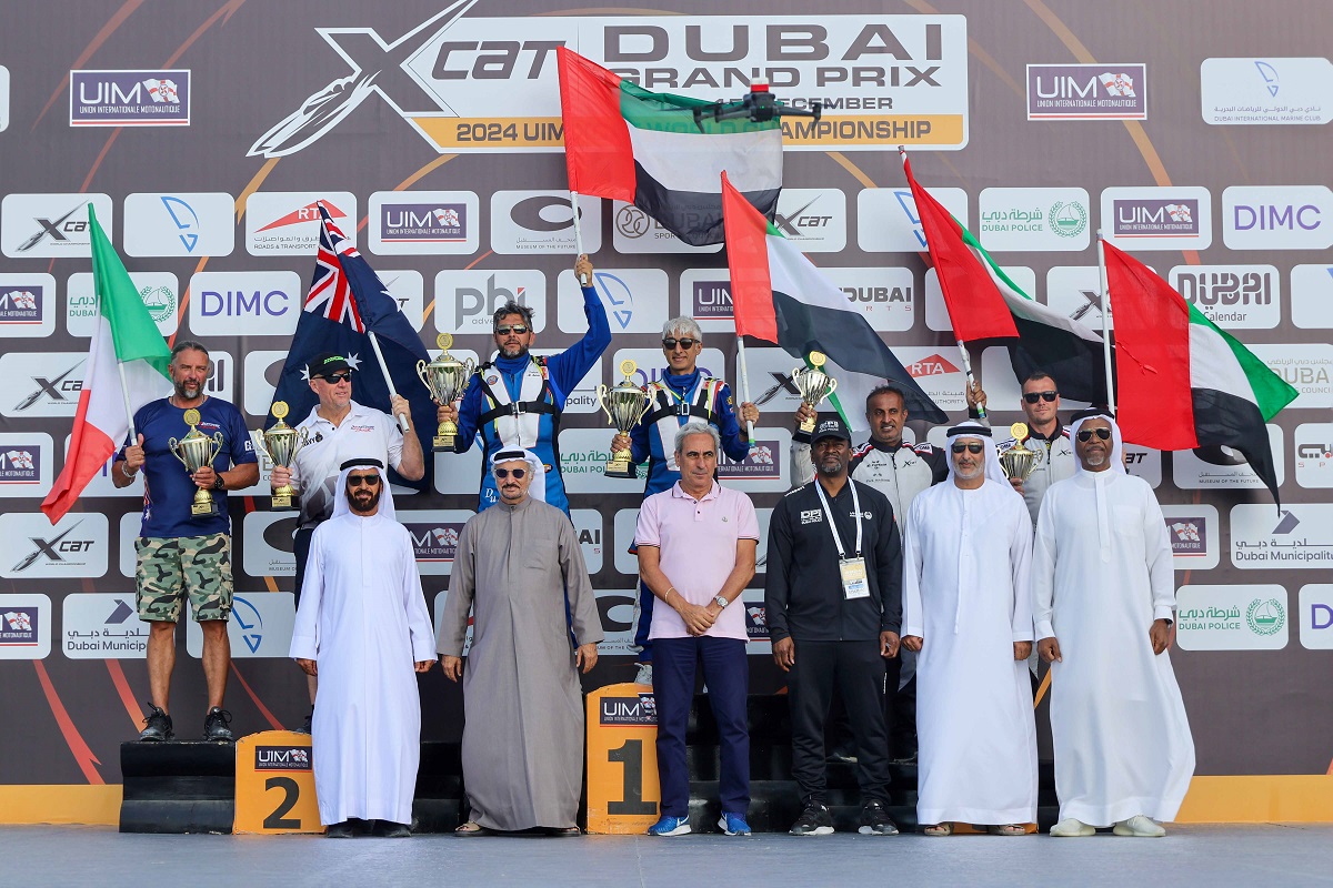 «الفجيرة 96» بطل مونديال الزوارق السريعة في جائزة دبي الكبرى
