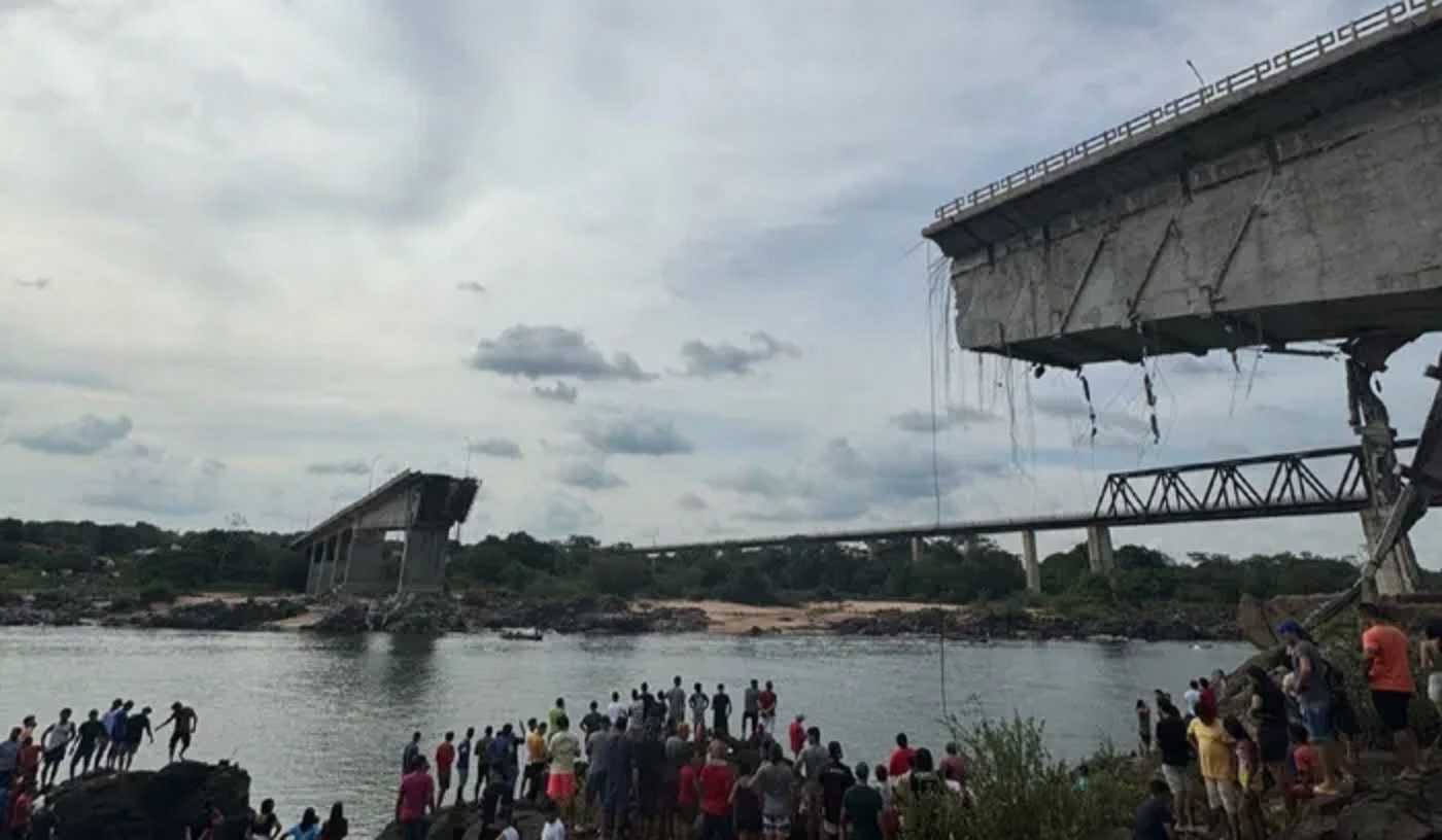انهيار جسر في البرازيل وتسرب حمض الكبريتيك إلى نهر