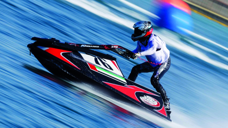 سباق دبي للدراجات المائية شهد مشاركة 70 متسابقاً. من المصدر