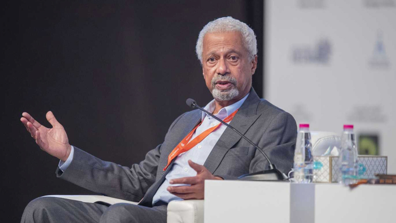 عبدالرزاق قرنح من أبرز وجوه المهرجان. من المصدر