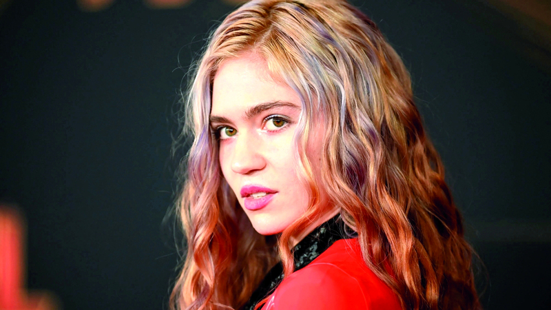 زوجة ماسك السابقة غرايمز. أرشيفية