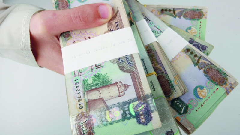 الخدمات المصرفية عبر الإنترنت باتت أقل كلفة للبنوك مقارنة بالذهاب إلى الفروع. تصوير: أشوك فيرما