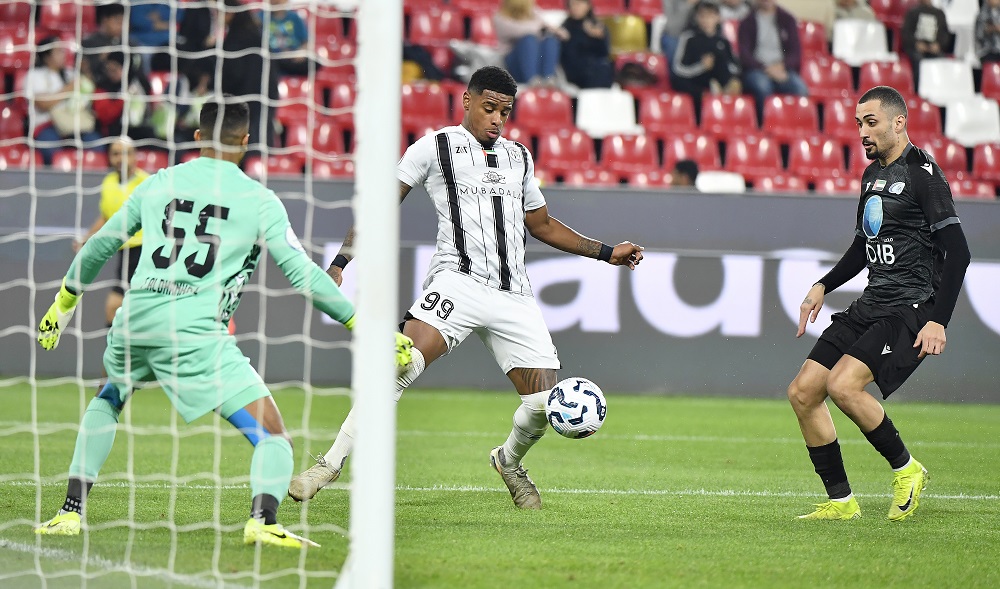 تأثير إيسايلا مستمر.. بني ياس يعبر الجزيرة