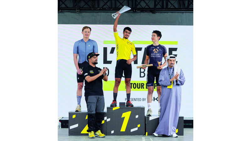 خلال تكريم الفائزين بحضور حارب. من المصدر