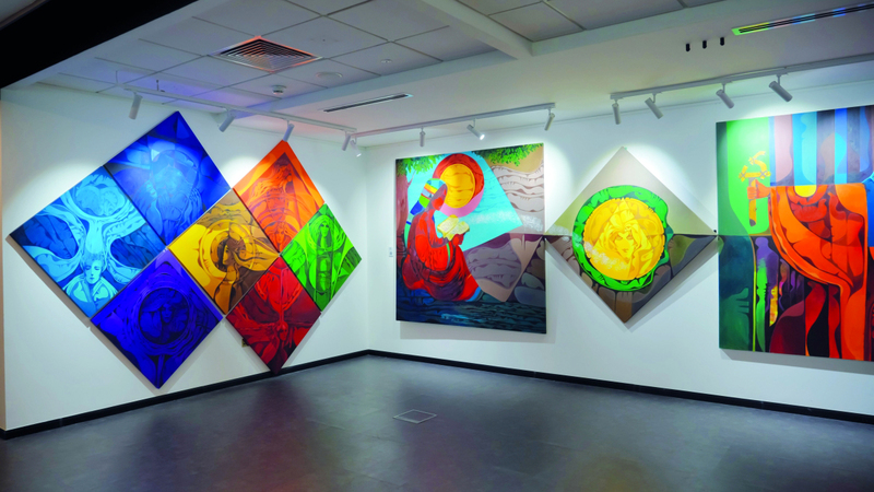 كل لون يعطي طاقة مختلفة عن الآخر في لوحات الكفراوي. وام