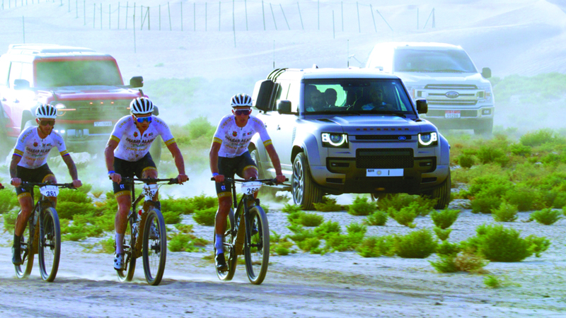 محمد بن راشد يشهد فوز شباب الأهلي أمنيات بـ «السباق الصحراوي»