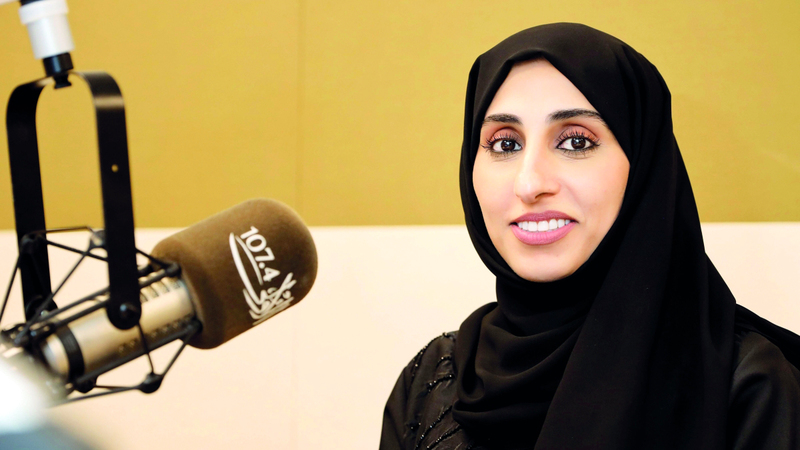 حصة بن صبيح تقدم برنامجاً اجتماعياً تحت عنوان &laquo;انتشب&raquo;. من المصدر