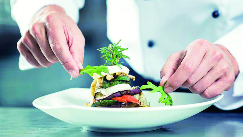 دبي حققت خلال الفترة القليلة الماضية قدرة سريعة ومتنامية على جذب نخبة من الطهاة العالميين الحاصلين على أهم الجوائز العالمية. الإمارات اليوم