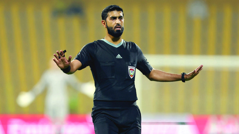 أحمد سالم خلفان قاد 5 مباريات مهمة في الدوري. تصوير: سالم خميس