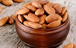 الصورة: اللوز.. كنز طبيعي للصحة