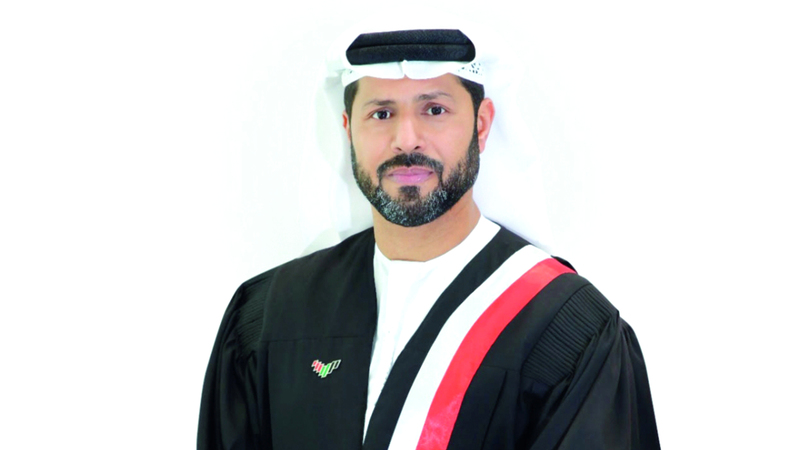 القاضي خالد الشامسي: الإقبال الكبير على مبادرة «ياك العون» يعكس مدى الحاجة الملحّة إلى مثل هذه المبادرات الإنسانية، ودورها الفاعل في تحقيق الاستقرار المجتمعي.