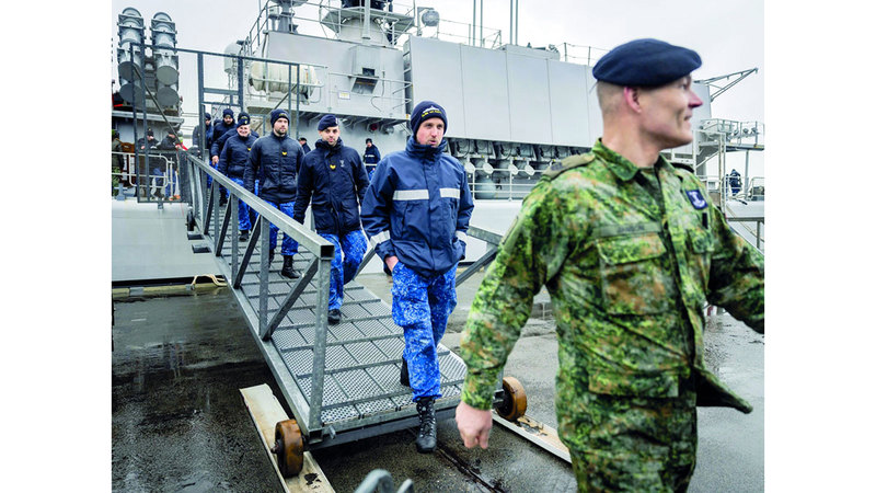 الانتشار القتالي الأوروبي يجب أن يكون تحت قيادة وسيطرة «الناتو». أ.ف.ب