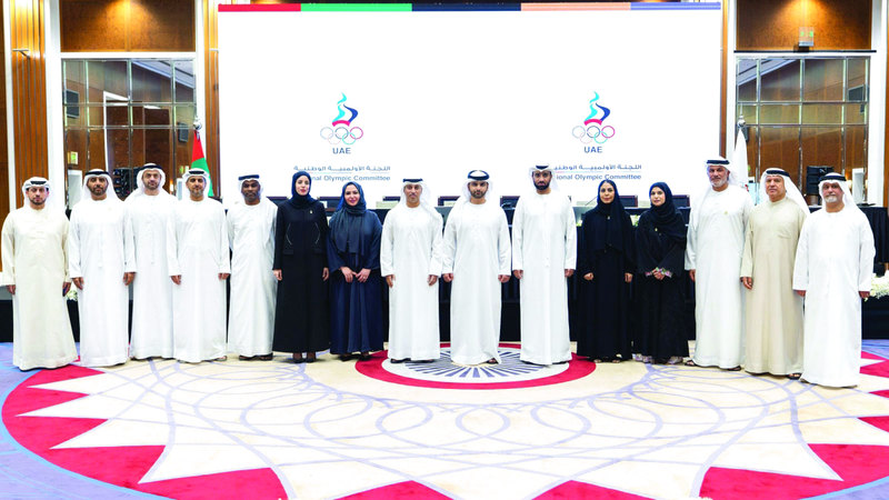 منصور بن محمد خلال ترؤسه الاجتماع العادي للجمعية العمومية للجنة الأولمبية الوطنية. من المصدر