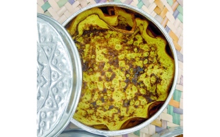 الصورة: الجباب.. خبز بطعم السكر