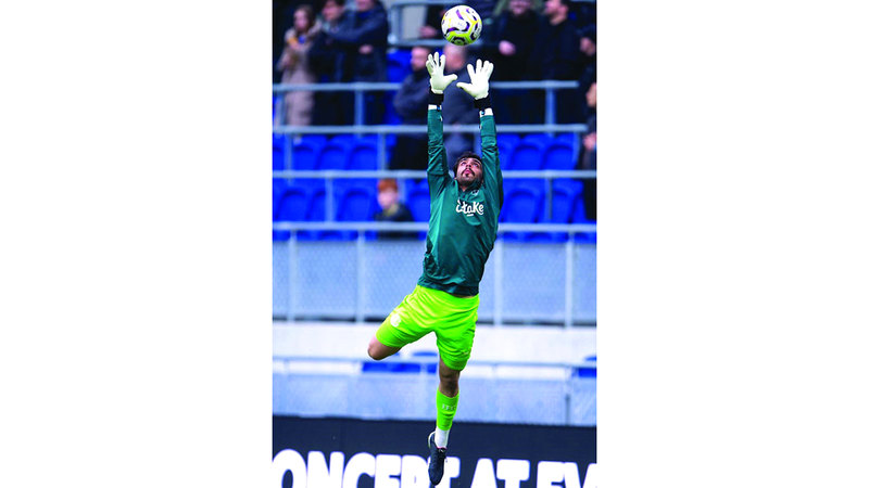 عبدالله الحمادي: مدربو حراس مرمى إنجليز شاهدوا موهبتي أثناء سفري مع العائلة إلى بريطانيا.