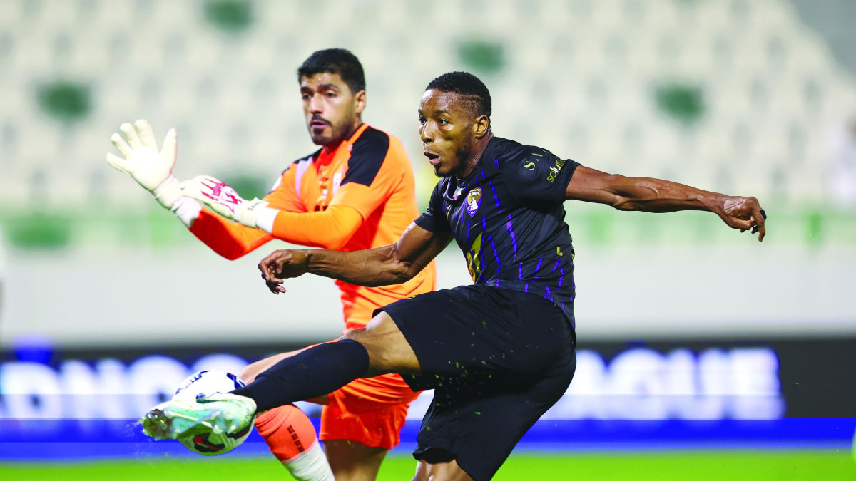 الجولة الـ 19.. أوضاع مستقرة في «القمة».. ملتهبة في «القاع»