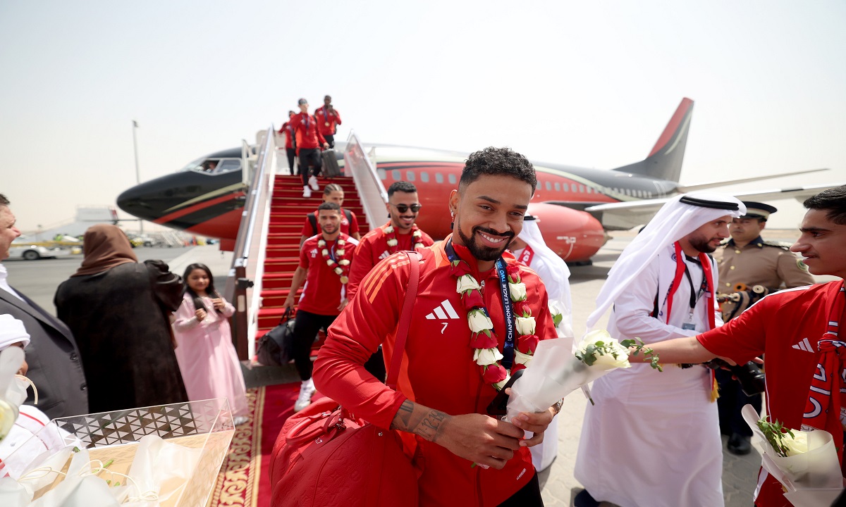 حاكم الشارقة يستقبل «بطل آسيا» غداً