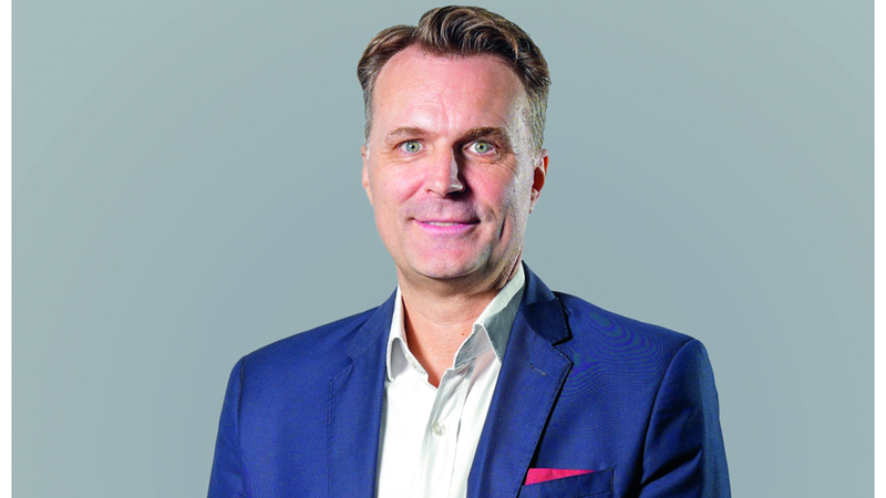 جان شيدغين: هناك في دبي وحدها أكثر من 740 محطة لـ«الشاحن الأخضر»، مع خطط لرفع العدد إلى 1000 محطة في نهاية 2025.