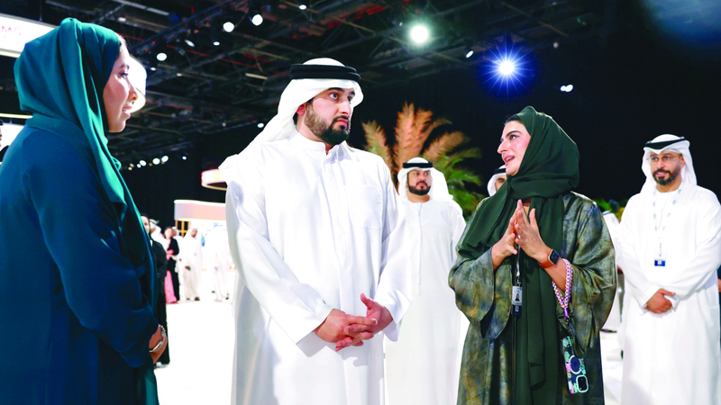 أحمد بن محمد خلال الافتتاح الرسمي لقمة الإعلام العربي. من المصدر