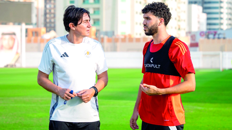 محمد حسين: تمديد عقد غوران ضمن سياسة نادي عجمان لتوفير الاستقرار الفني