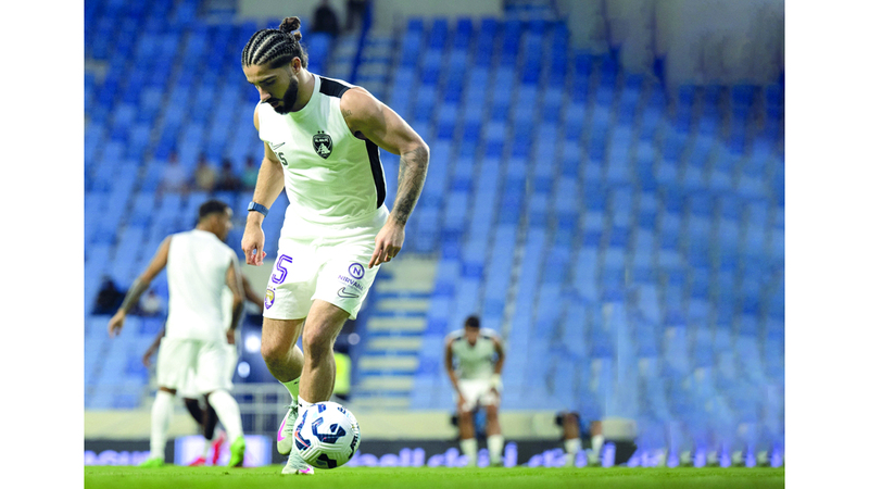 إريك جورجينس انضم إلى العين عام 2020. من المصدر