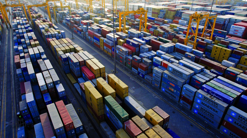 سهم موانئ دبي العالمية يتميز بسيولته العالية. أرشيفية