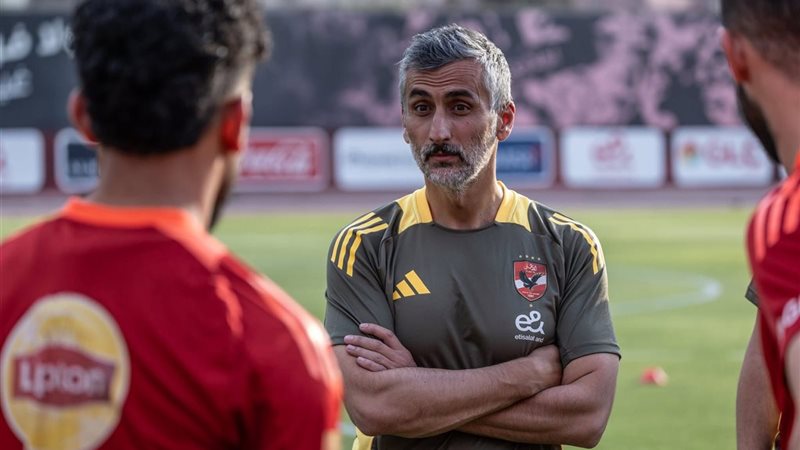 أزمة وخلاف عميق داخل معسكر الأهلي المصري في كأس العالم للأندية!