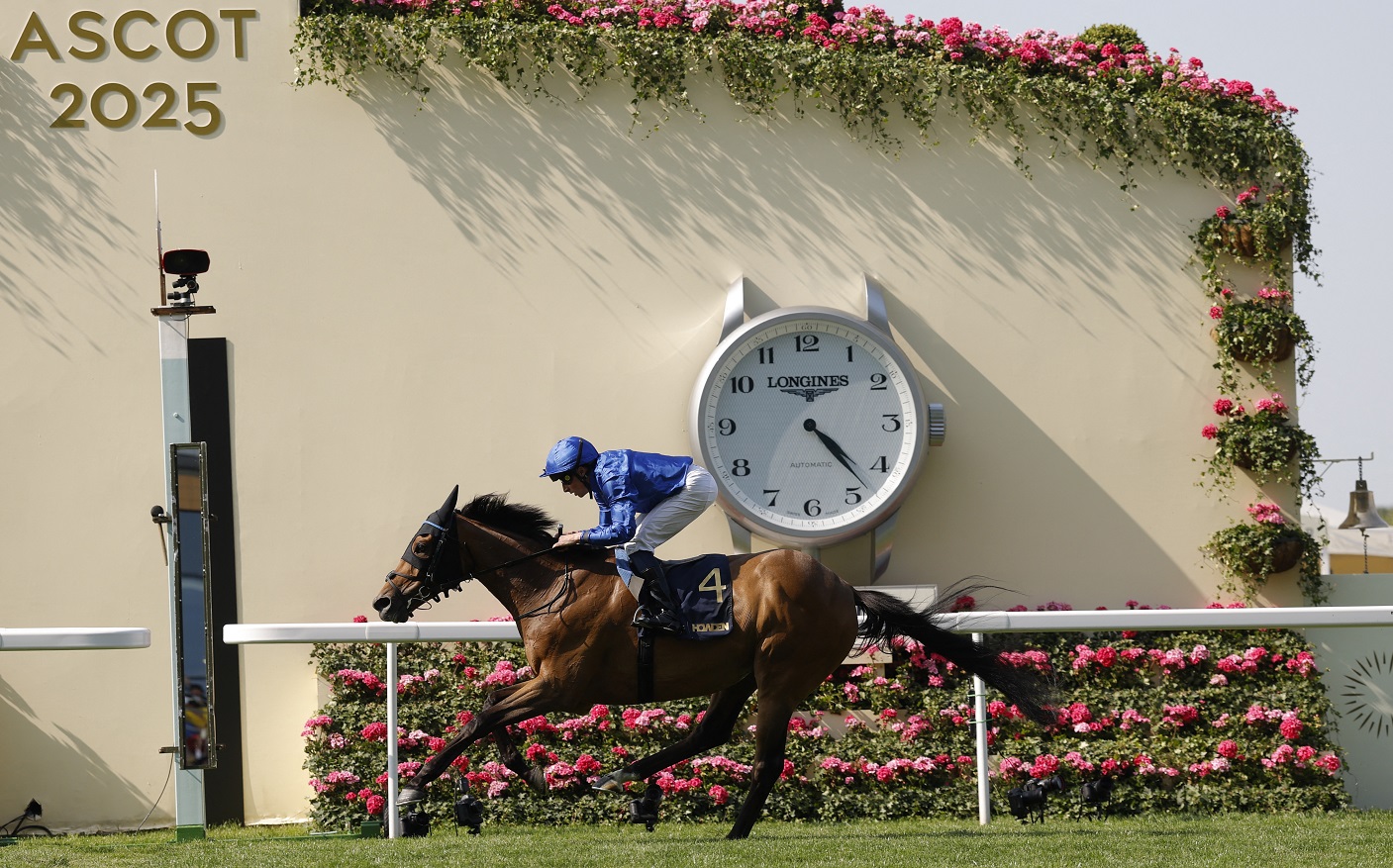 الجواد ترولرمان بشعار «غودولفين» ينتزع لقب «غولد كب» في مهرجان رويال آسكوت البريطاني